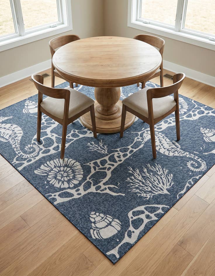 Detail image of 7' 10 x 7' 10 Easy-Clean Coastal Indoor / Outdoor Square Rug