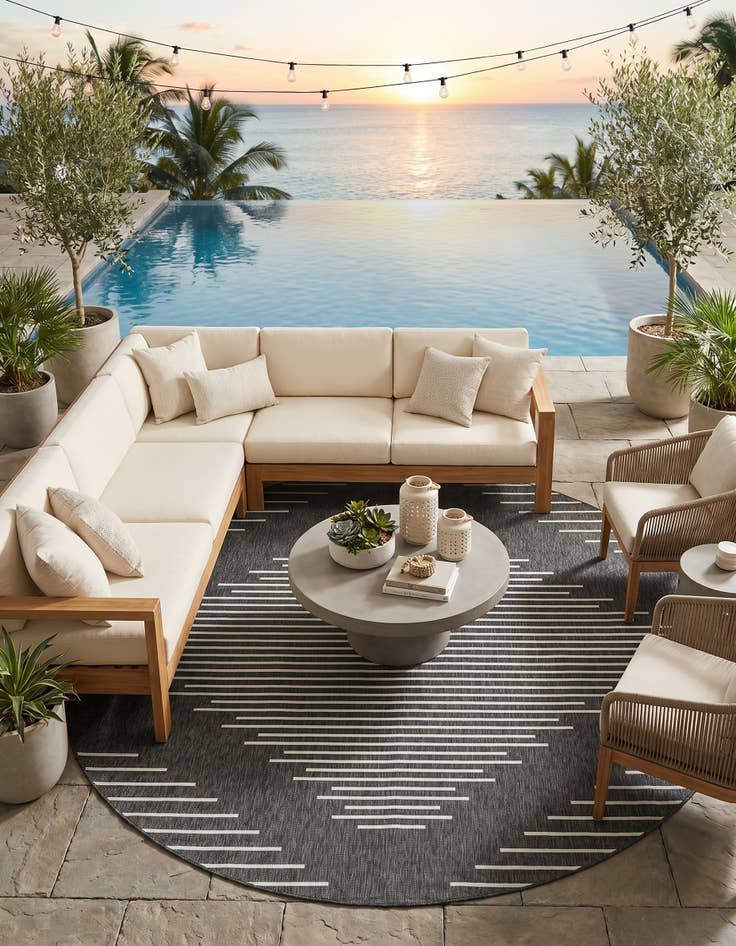 Detail image of 13' x 13' Easy-Clean Modern Indoor / Outdoor Round Rug