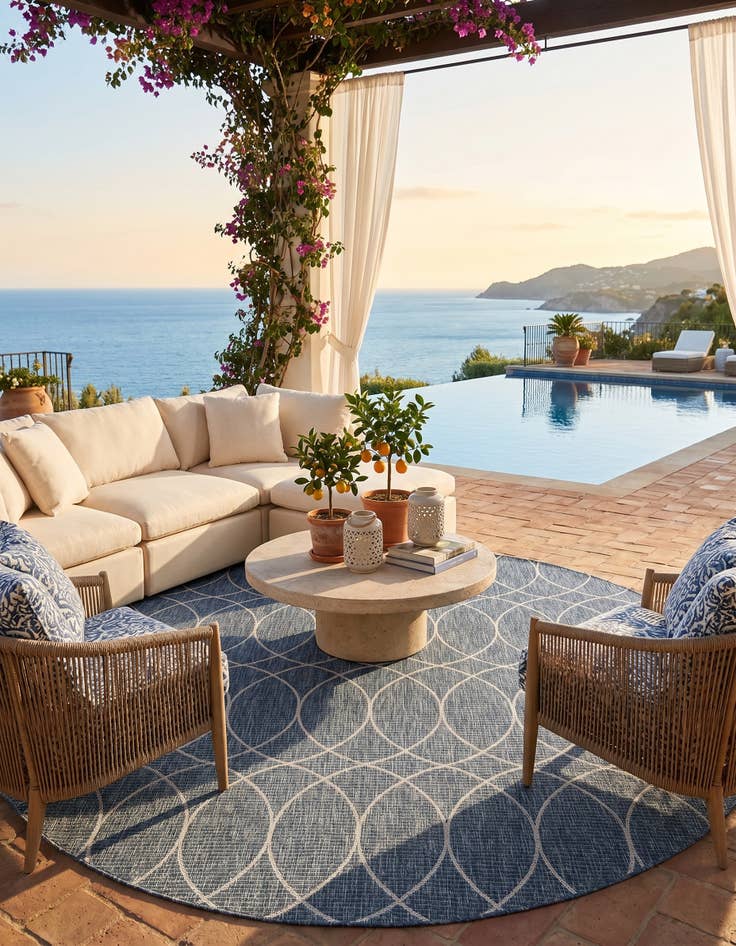 Detail image of 10' x 10' Easy-Clean Trellis Indoor / Outdoor Round Rug