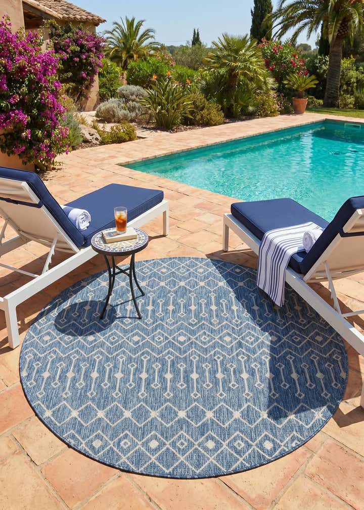 6' x 6' Easy-Clean Trellis Indoor / Outdoor Round Rug