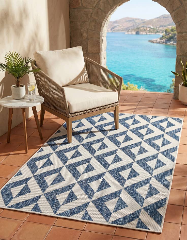 Detail image of 3' x 5' 3 Easy-Clean Jill Zarin Napa Indoor / Outdoor Rug