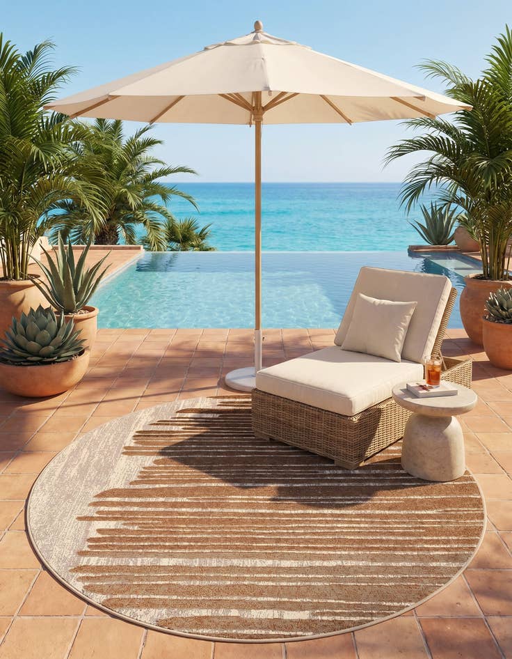 Detail image of 5' x 5' Easy-Clean Modern Indoor / Outdoor Round Rug