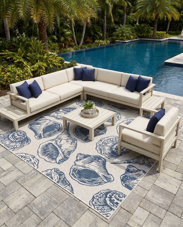 Detail image of 7' 10 x 7' 10 Easy-Clean Coastal Indoor / Outdoor Square Rug