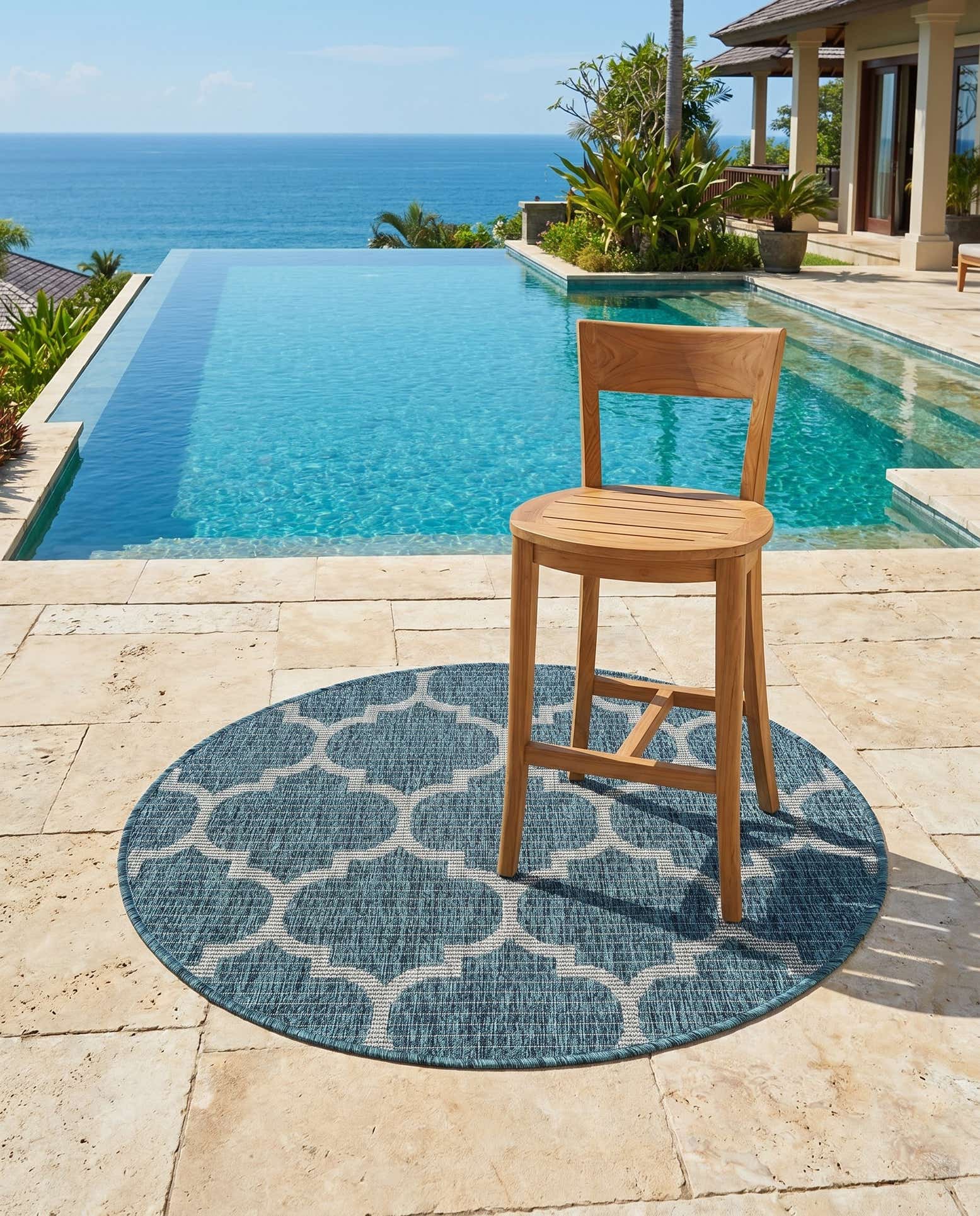 3' x 3' Easy-Clean Trellis Indoor / Outdoor Round Rug