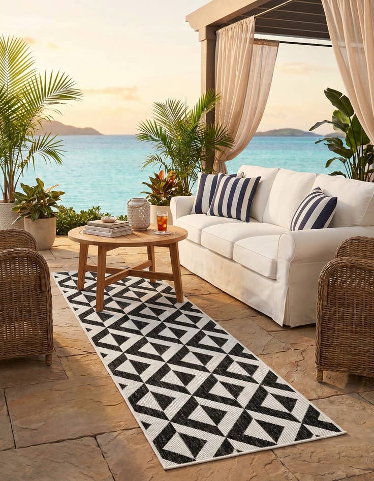 Detail image of 2' x 7' Easy-Clean Jill Zarin Napa Indoor / Outdoor Runner Rug