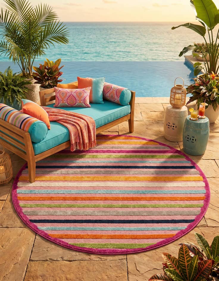 Detail image of 5' 3 x 5' 3 Easy-Clean Aruba Indoor / Outdoor Round Rug