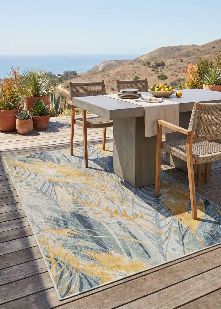 5' 3 x 8' Easy-Clean Botanical Indoor / Outdoor Rug