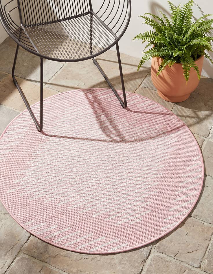 Detail image of 3' x 3' Easy-Clean Modern Indoor / Outdoor Round Rug