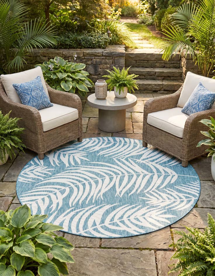 Detail image of 6' x 6' Easy-Clean Botanical Indoor / Outdoor Round Rug