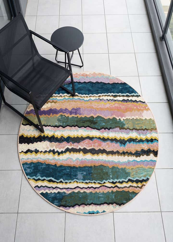 4' x 4' Easy-Clean Modern Indoor / Outdoor Round Rug