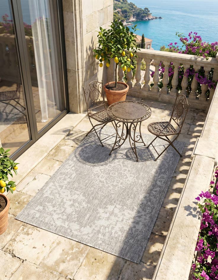 Detail image of 3' x 5' 3 Easy-Clean Jill Zarin Dubai Indoor / Outdoor Rug