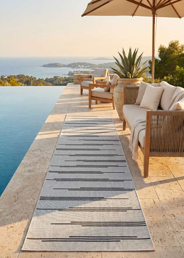 2' 7 x 12' Easy-Clean Modern Indoor / Outdoor Runner Rug