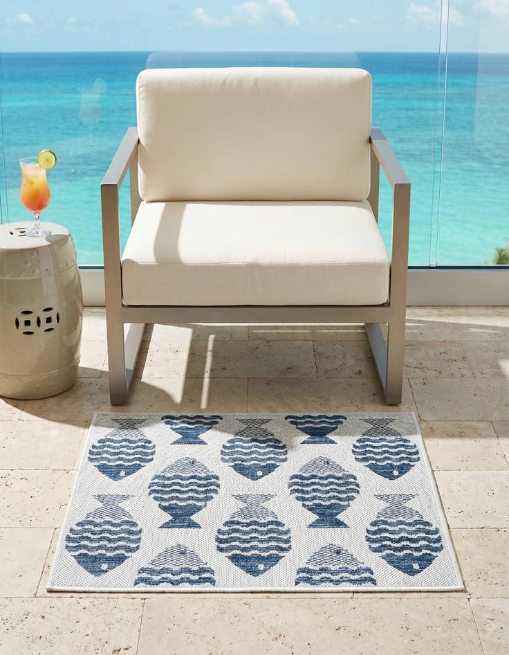 Detail image of 2' x 3' Easy-Clean Coastal Indoor / Outdoor Rug