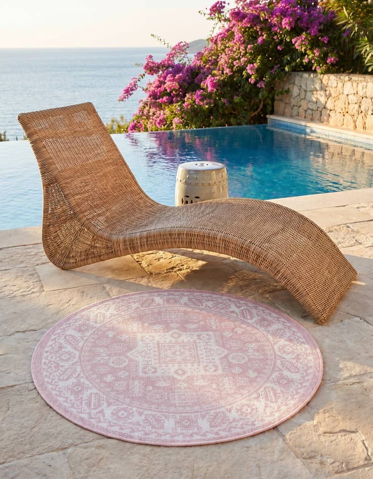 Detail image of 3' x 3' Easy-Clean Aztec Indoor / Outdoor Round Rug