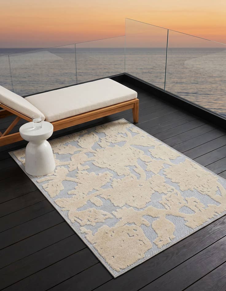Detail image of 4' x 6' Easy-Clean Aruba Indoor / Outdoor Rug