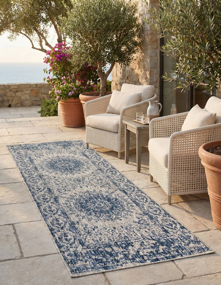 Detail image of 2' x 5' 3 Easy-Clean Traditional Indoor / Outdoor Runner Rug