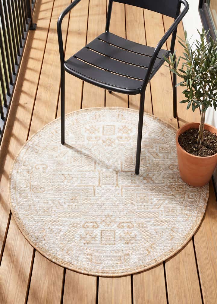 3' x 3' Easy-Clean Aztec Indoor / Outdoor Round Rug