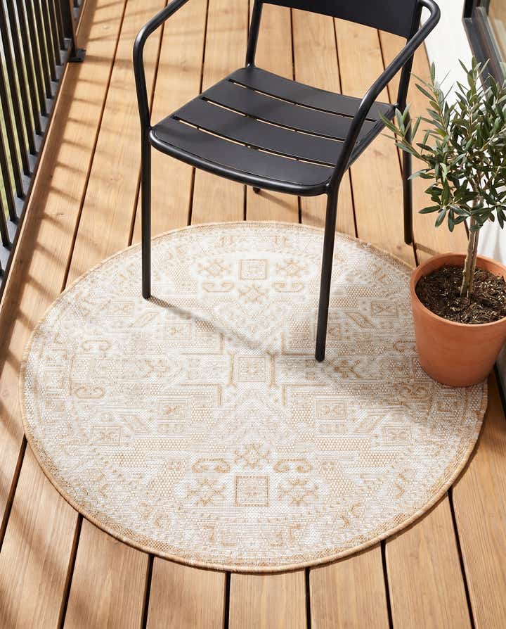 3' x 3' Easy-Clean Aztec Indoor / Outdoor Round Rug