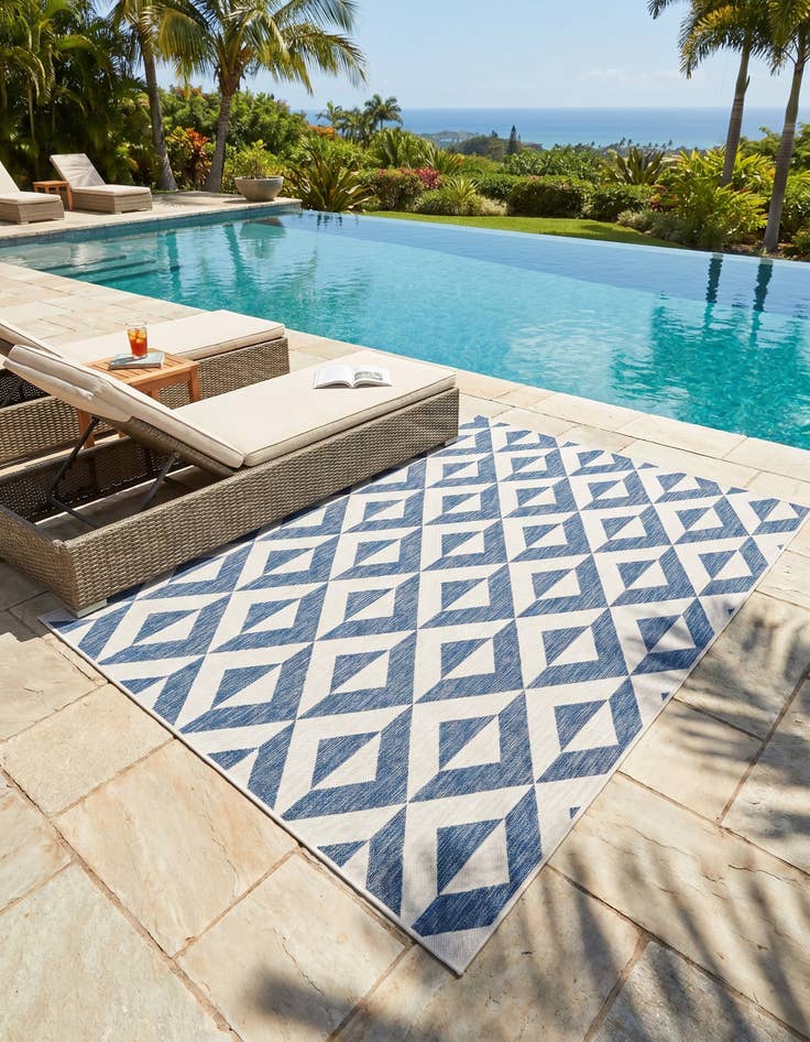 Detail image of 7' 10 x 10' Easy-Clean Jill Zarin Napa Indoor / Outdoor Rug