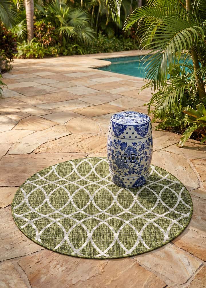 3' x 3' Easy-Clean Trellis Indoor / Outdoor Round Rug