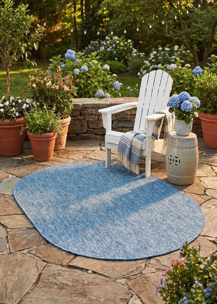 3' x 5' 3 Easy-Clean Solid Indoor / Outdoor Oval Rug