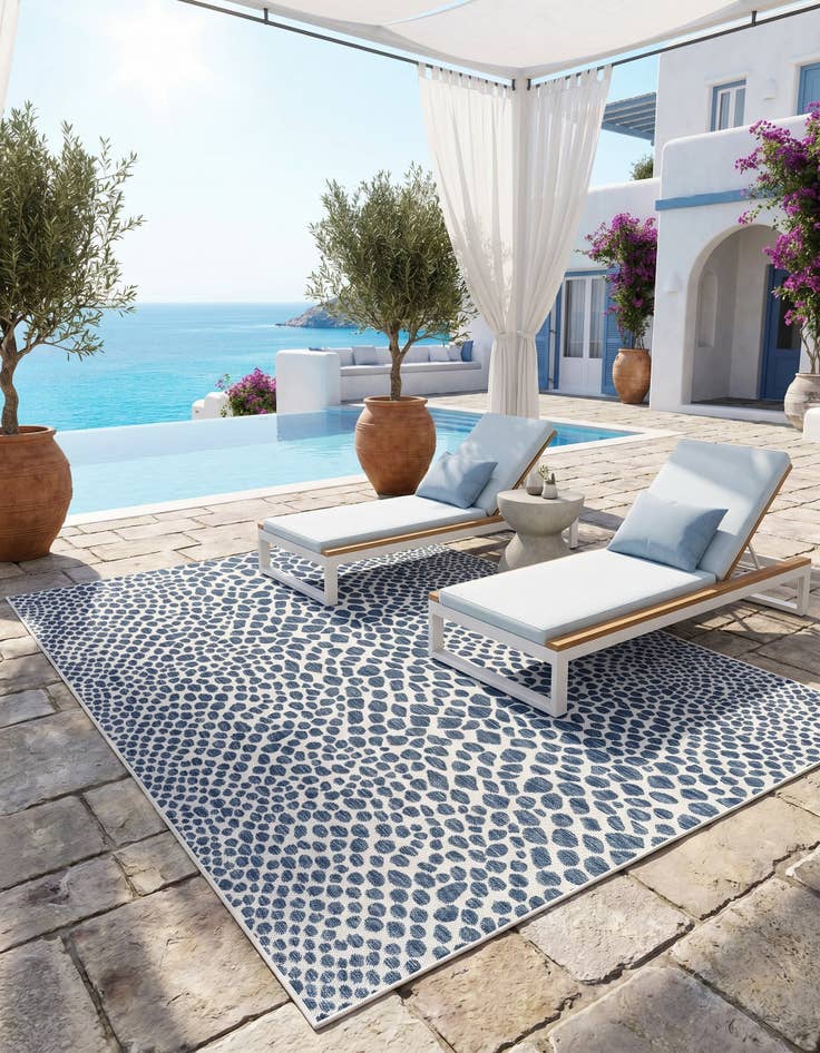 Detail image of 6' x 9' Easy-Clean Jill Zarin Cape Town Indoor / Outdoor Rug