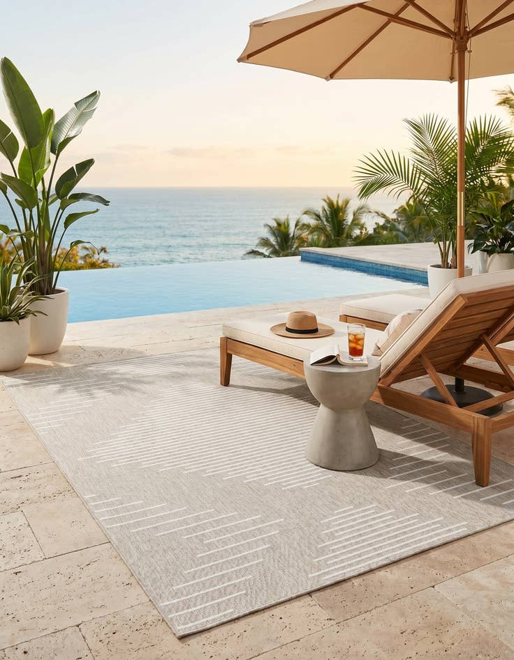 Detail image of 7' 10 x 11' Easy-Clean Modern Indoor / Outdoor Rug