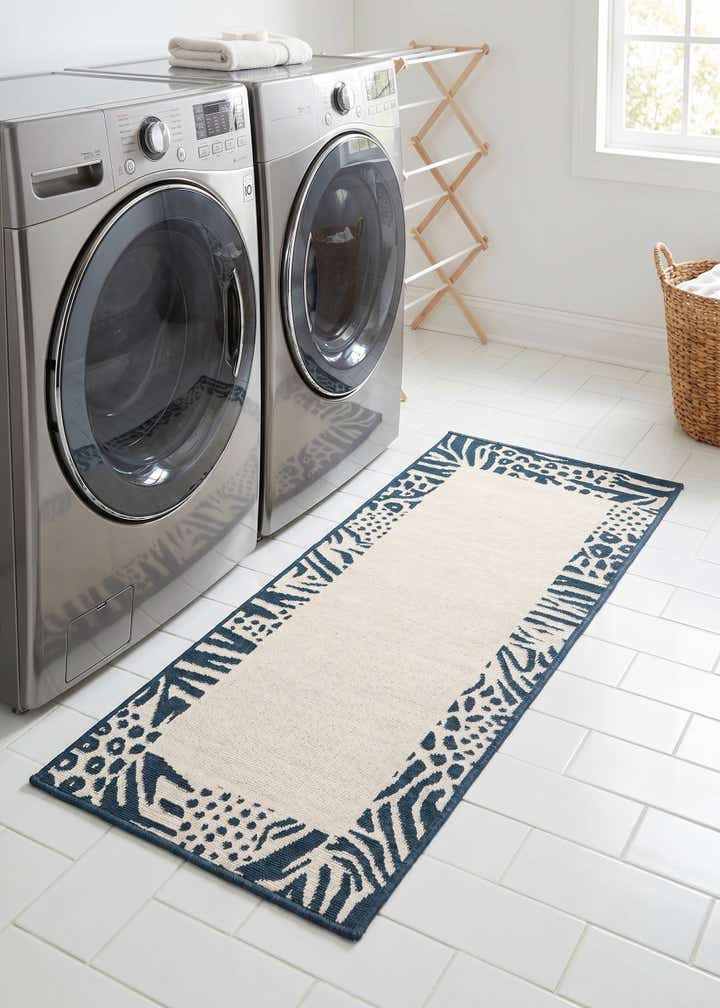 2' x 5' Easy-Clean Safari Indoor / Outdoor Runner Rug