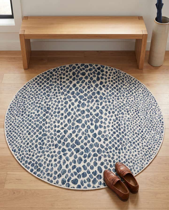 4' x 4' Easy-Clean Jill Zarin Cape Town Indoor / Outdoor Round Rug