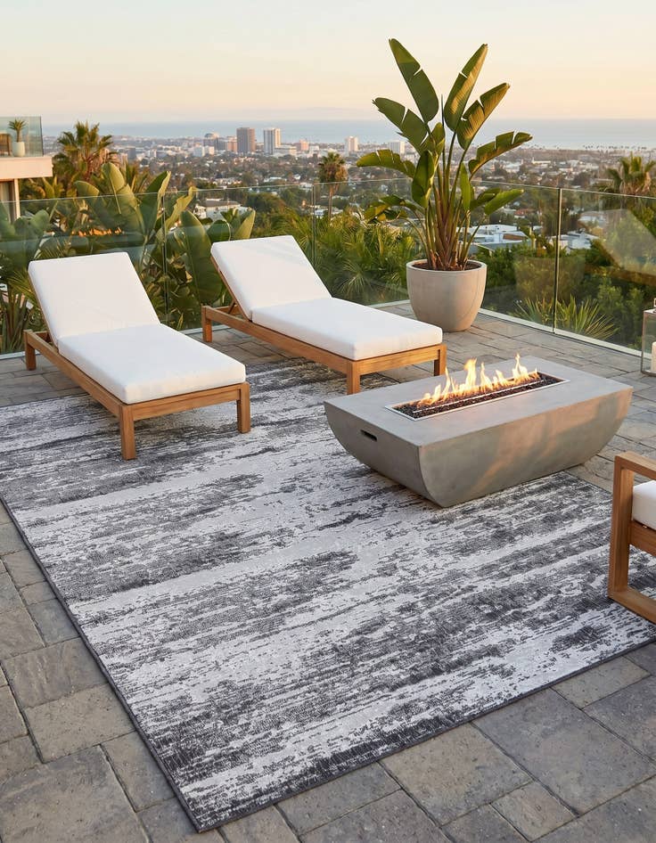 Detail image of 7' 10 x 11' Easy-Clean Modern Indoor / Outdoor Rug