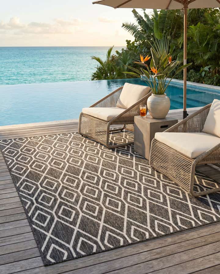 6' x 9' Easy-Clean Jill Zarin Turks and Caicos Indoor / Outdoor Rug
