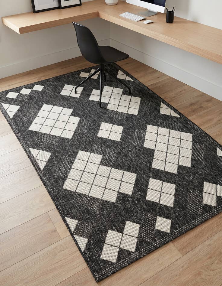 Detail image of 4' x 6' Easy-Clean Modern Indoor / Outdoor Rug