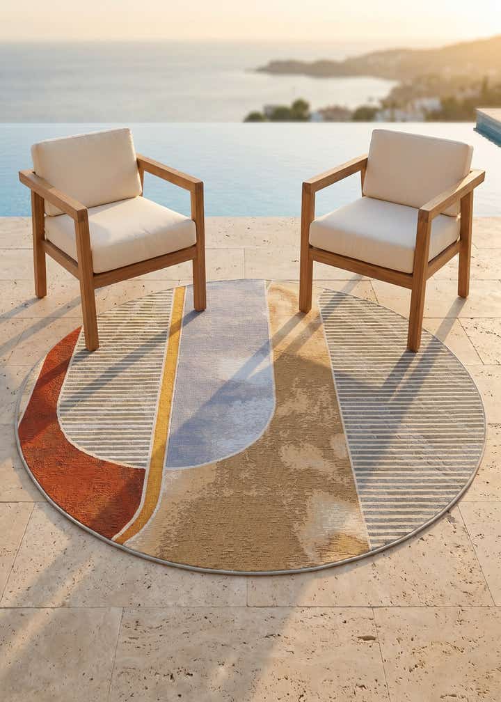 6' 1 x 6' 1 Easy-Clean Modern Indoor / Outdoor Round Rug