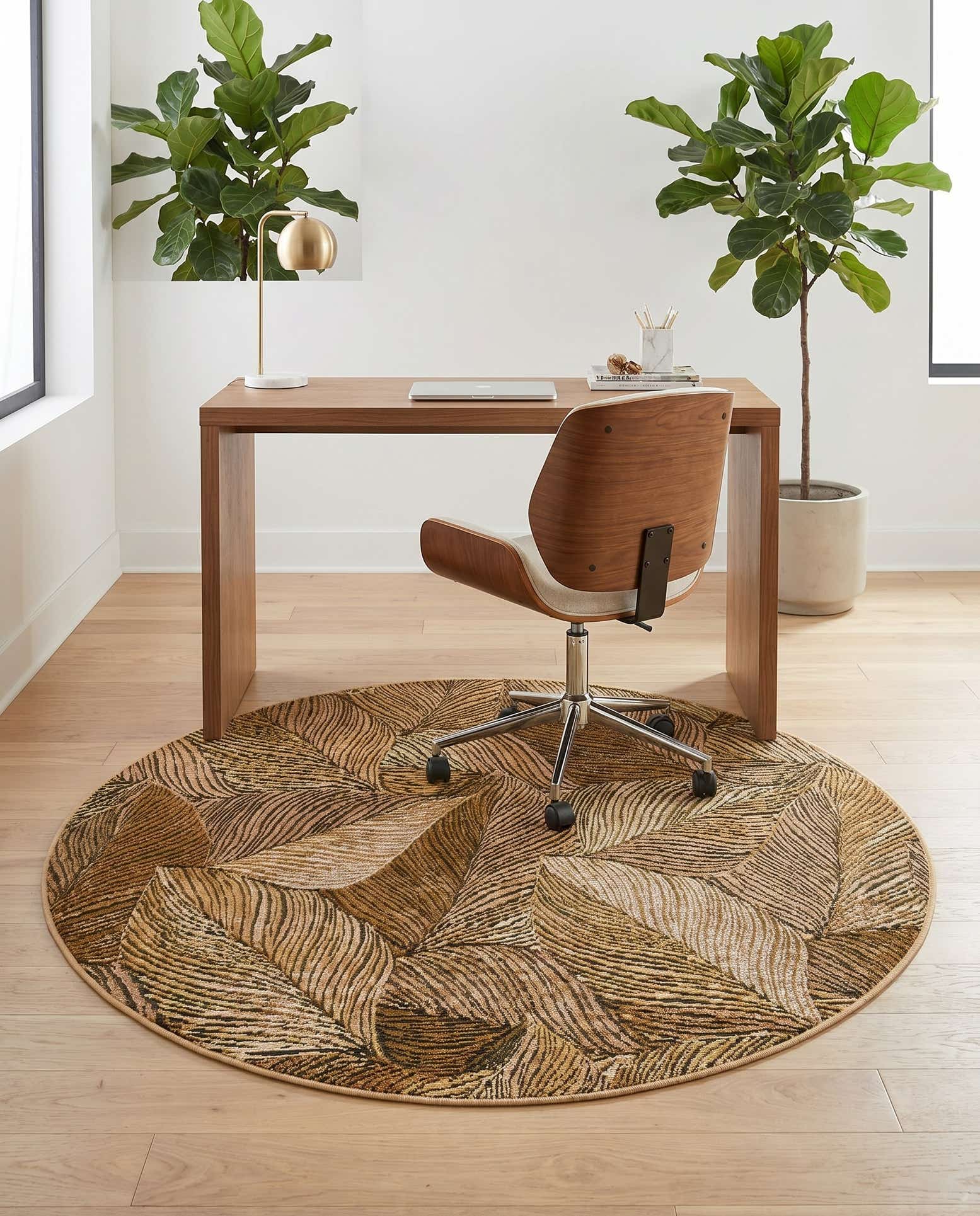 4' x 4' Easy-Clean Botanical Indoor / Outdoor Round Rug