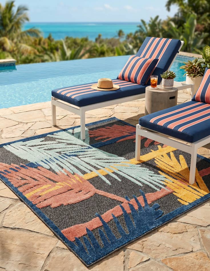 Detail image of 5' 3 x 5' 3 Easy-Clean Belize Indoor / Outdoor Square Rug