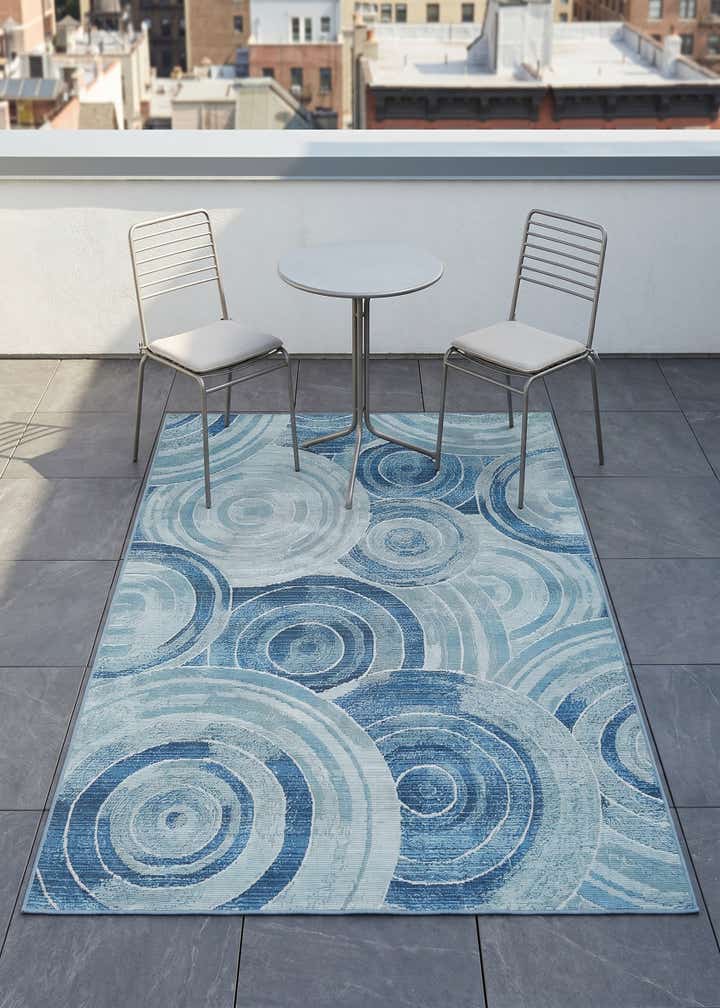 4' x 6' Easy-Clean Modern Indoor / Outdoor Rug