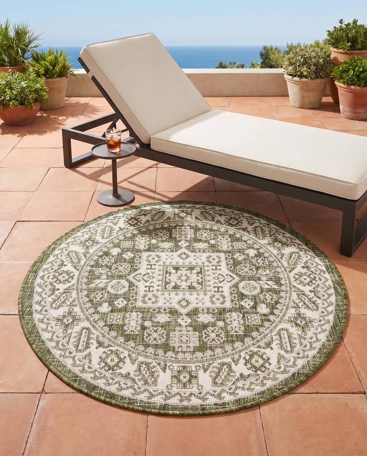 Detail image of 3' x 3' Easy-Clean Aztec Indoor / Outdoor Round Rug