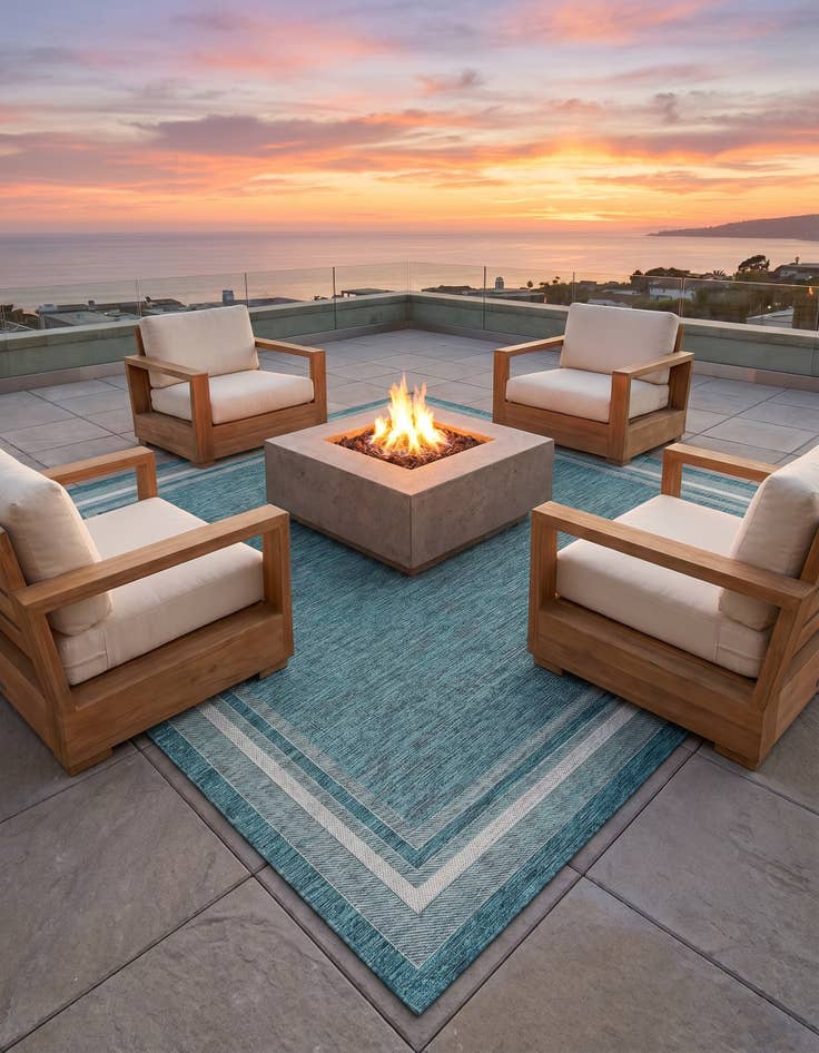 Detail image of 7' 10 x 7' 10 Easy-Clean Border Indoor / Outdoor Square Rug