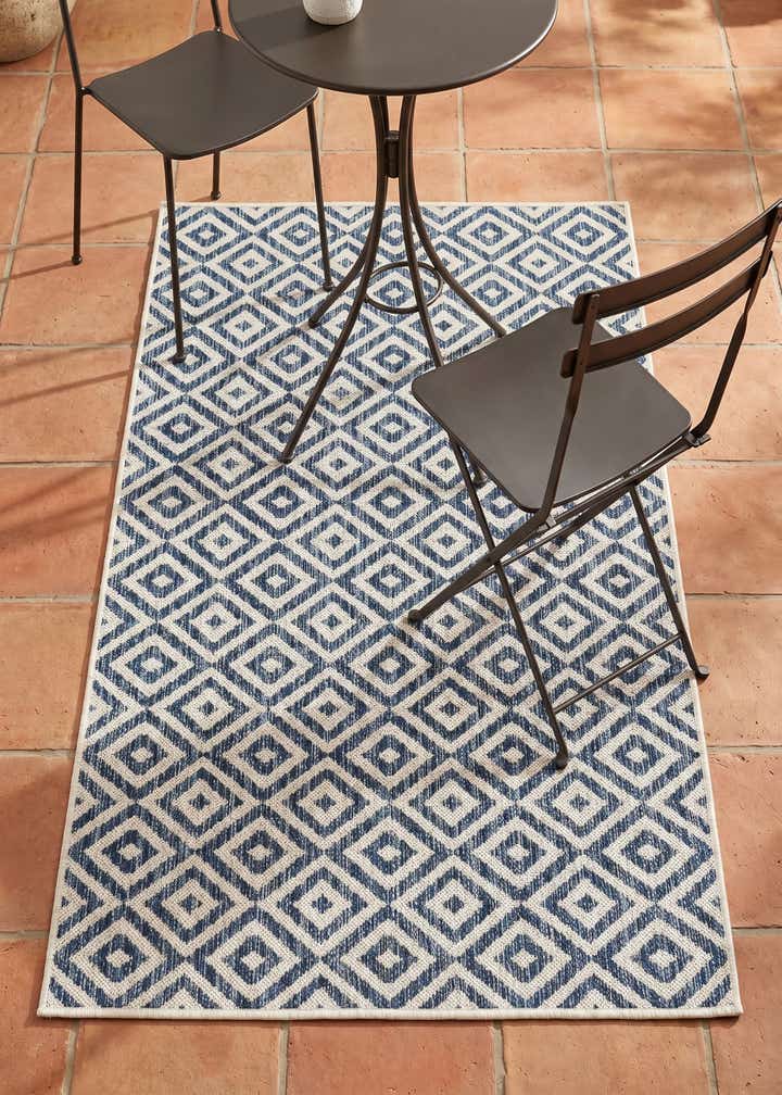 3' x 5' 3 Easy-Clean Jill Zarin Costa Rica Indoor / Outdoor Rug