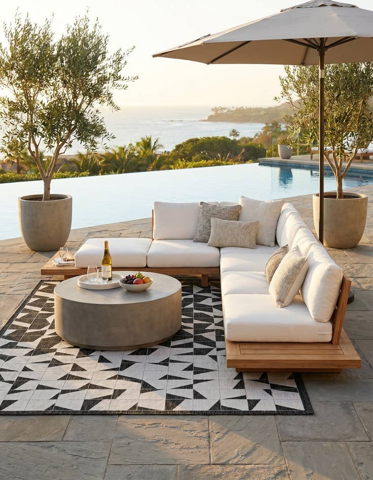 Detail image of 7' x 10' Easy-Clean Modern Indoor / Outdoor Rug