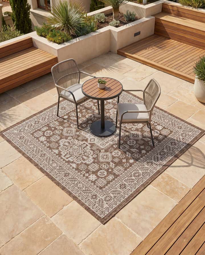 5' 3 x 5' 3 Easy-Clean Aztec Indoor / Outdoor Square Rug