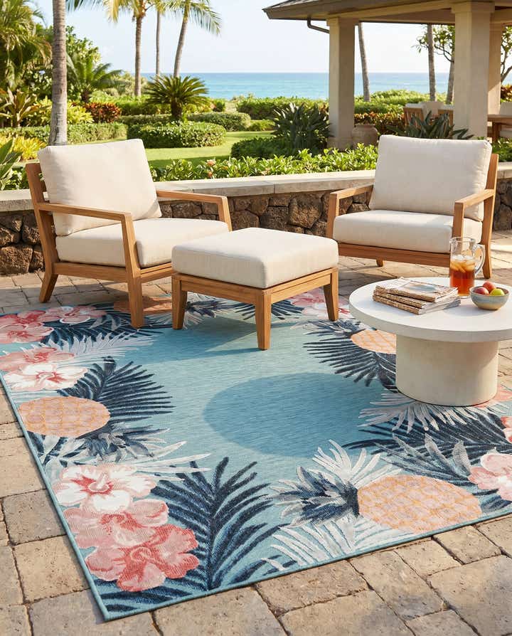 6' 4 x 9' Easy-Clean Botanical Indoor / Outdoor Rug