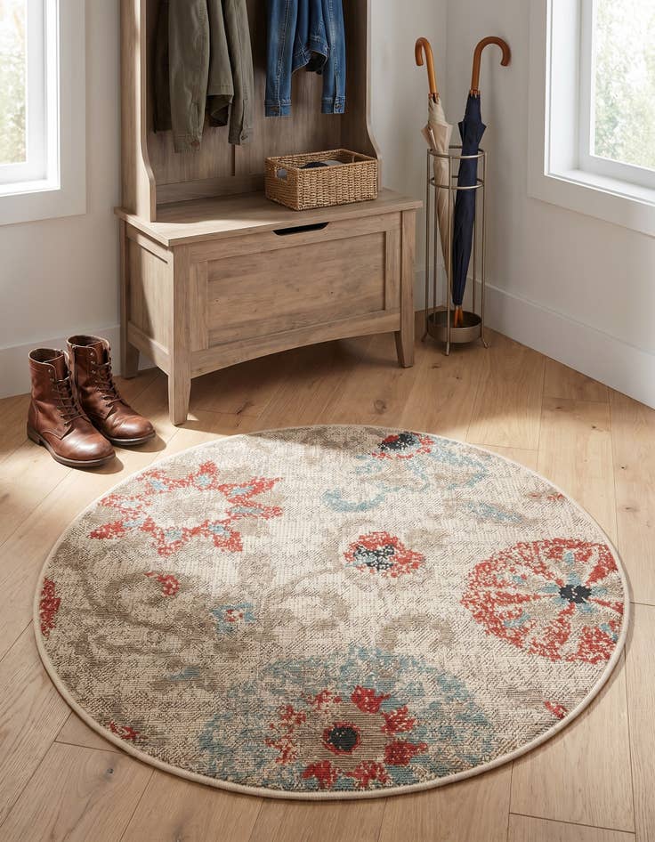 Detail image of 3' x 3' Easy-Clean Botanical Indoor / Outdoor Round Rug