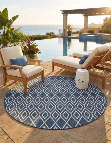 7' x 7' Easy-Clean Jill Zarin Indoor / Outdoor Round Rug