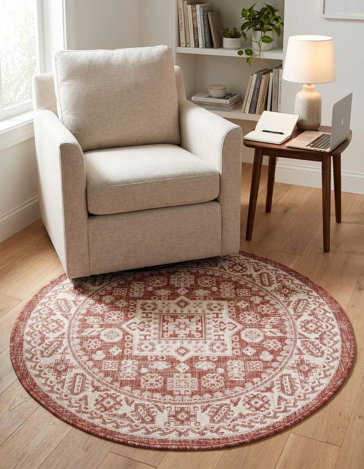 Detail image of 3' x 3' Easy-Clean Aztec Indoor / Outdoor Round Rug