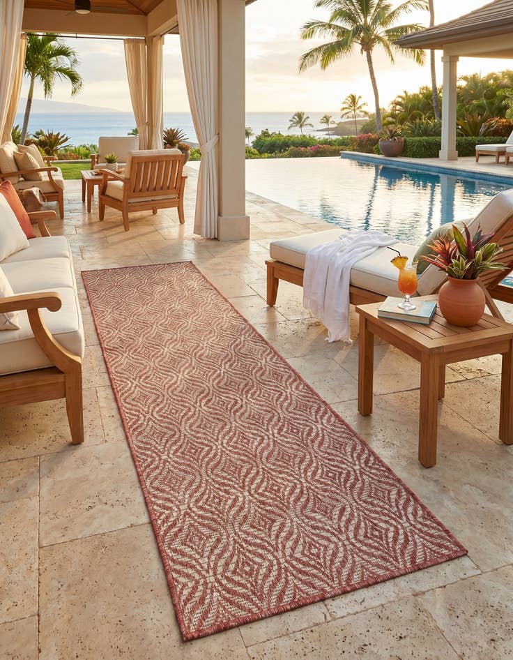 Detail image of 2' x 6' Easy-Clean Lattice Indoor / Outdoor Runner Rug