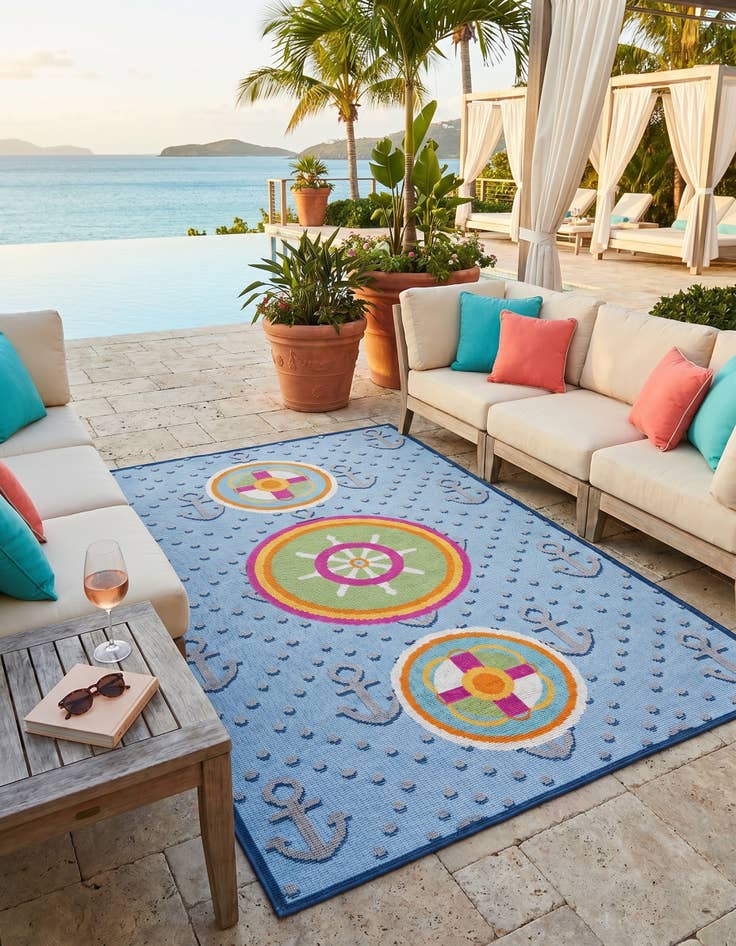 Detail image of 5' 3 x 7' 7 Easy-Clean Indoor / Outdoor Rug