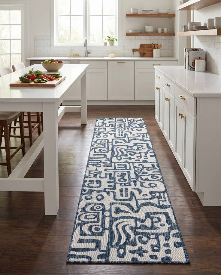 Detail image of 2' 7 x 12' Easy-Clean Modern Indoor / Outdoor Runner Rug