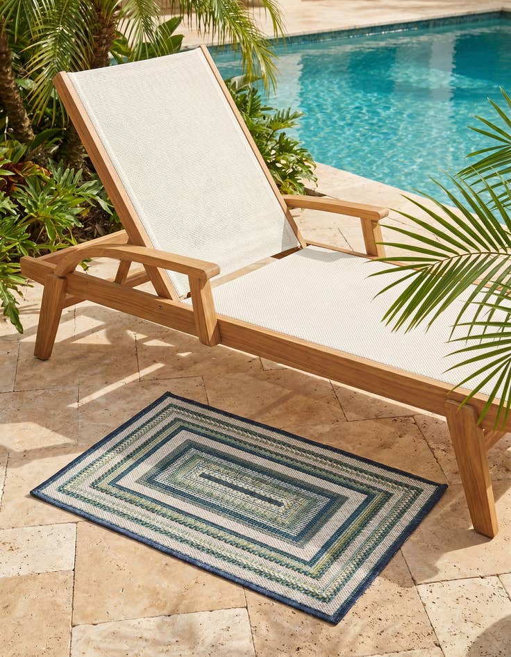 Detail image of 2' x 3' Easy-Clean Baja Indoor / Outdoor Rug