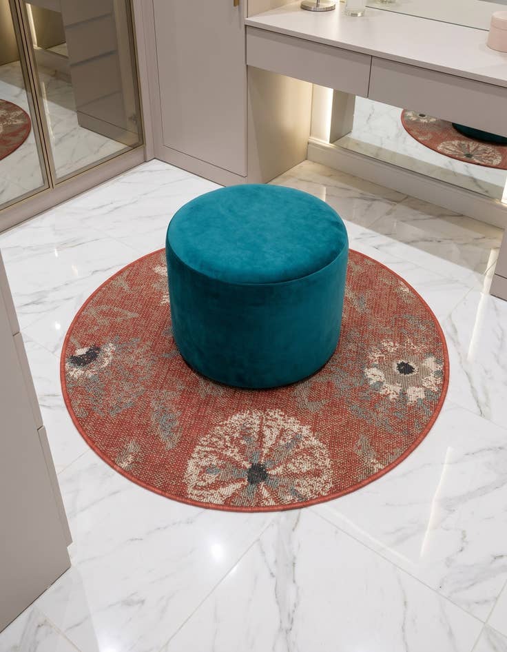 Detail image of 3' x 3' Easy-Clean Botanical Indoor / Outdoor Round Rug
